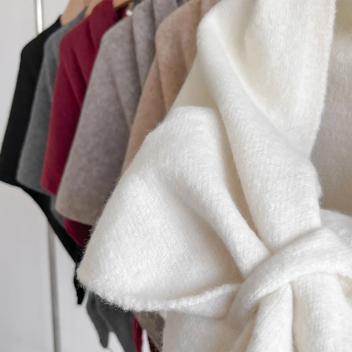 Elara™ Soft Weave Scarf